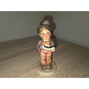 Vintage Hummel Figurine "Street Singer" TMK 3 #131 5" Goebel Figure Germany